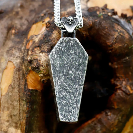 Vue Arrière Collier Tête de Mort Gothique Occulte "Le Cercueil du Revenant"