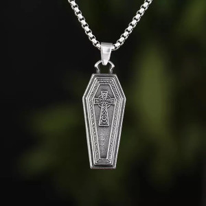 Collier Goth Rock Cercueil "Le Sanctuaire"