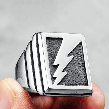 Bague Chevalière Rock "High Voltage"Couleur Argent