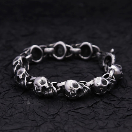 Vue de Face Bracelet Tête de Mort Cercle des Damnés
