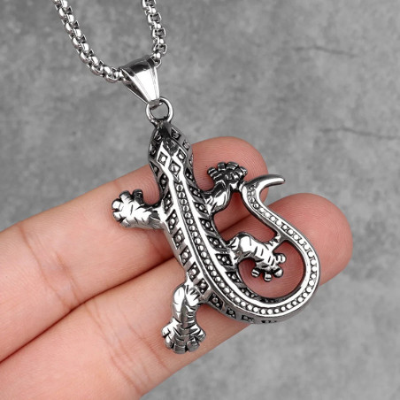Vue de Face Collier Rock Gecko "Le Totem"