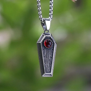 Collier Gothique Cercueil "Le Reliquaire" Couleur Rouge