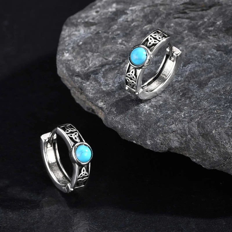 Boucles d’Oreille Viking "Anneaux Nordiques à Pierre Turquoise"