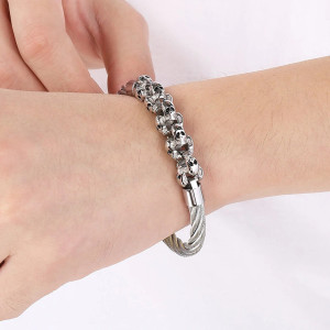 Vue portee Bracelet Tête de Mort Chaîne des Souverains Couleur Argent