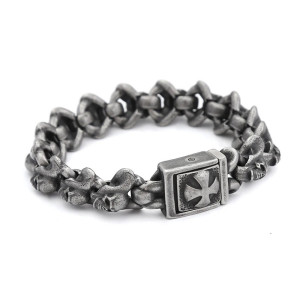 Vue generale Bracelet Tête de Mort Croix de Fer "Bastion d’Acier'