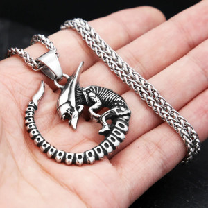 Collier Alien "Le Xénomorphe"