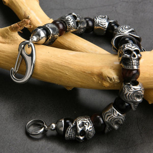 Vue detaille Bracelet Tête de Mort Gothique "Veillée des Ancêtres"