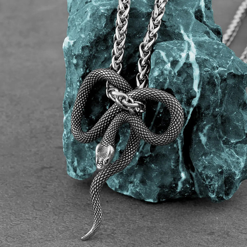 Collier Serpent "L'Éternel Enlacement"