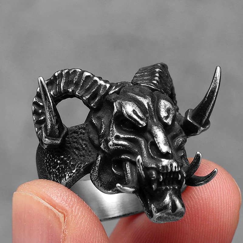 Avant Bague Goth "AZAZEL" - L'Incarnation de la Rébellion !