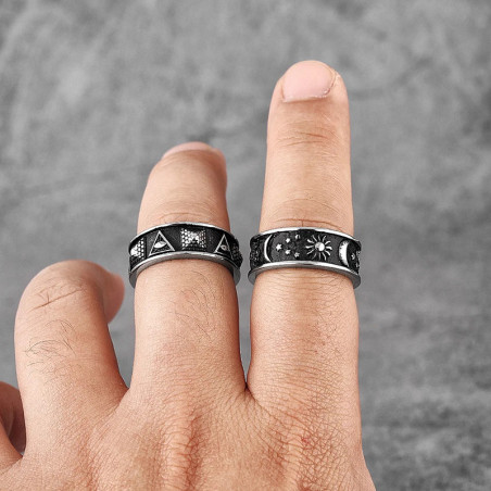 Vue Portee Bague Rock "THE ALCHEMIST" (L'Alchimiste)