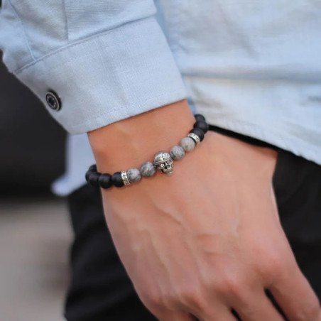 Vue portee Bracelet Tête de Mort - Crâne du Veilleur Casqué