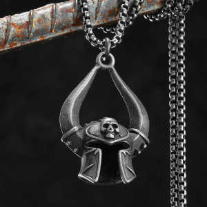 Avant Collier Casque "Le Warlord" (Le Seigneur de Guerre)