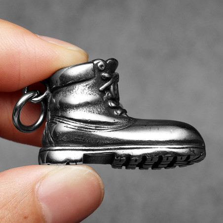 Vue de cote Collier Punk Rock Boot "Le Pogo"