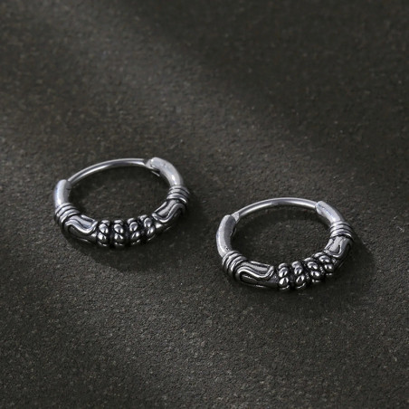 Vue de Cote Boucles d’Oreilles Viking Anneaux Nordiques "Héritage des Clans"