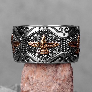 vue de Face Bague Rock Anneau "PERSIA" (L'Aigle de la Foi)
