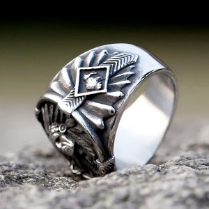 Vue Arrierre Bague Indiens Chevalière "APACHE -  L'Esprit des Plaines"