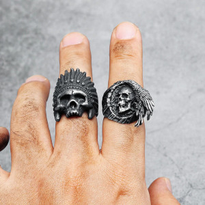 Vue Portee Bague Corbeau "THE RAVEN ou le Messager de l'Ombre"