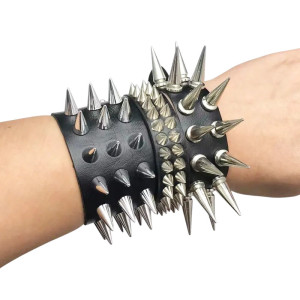 Bracelets Spikes en Cuir Noir Modele 1
