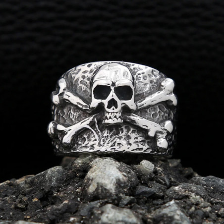 Vue de Face Bague Pirate "Pavillon Noir"