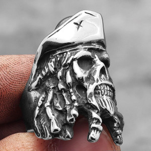 Vue Laterale Bague Pirate - Capitaine Skull