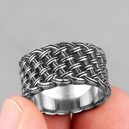 Avant Bague Rock “Entrelacs d’Acier”