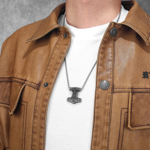 Vue Portee Bague Viking Forêt d'Asgard