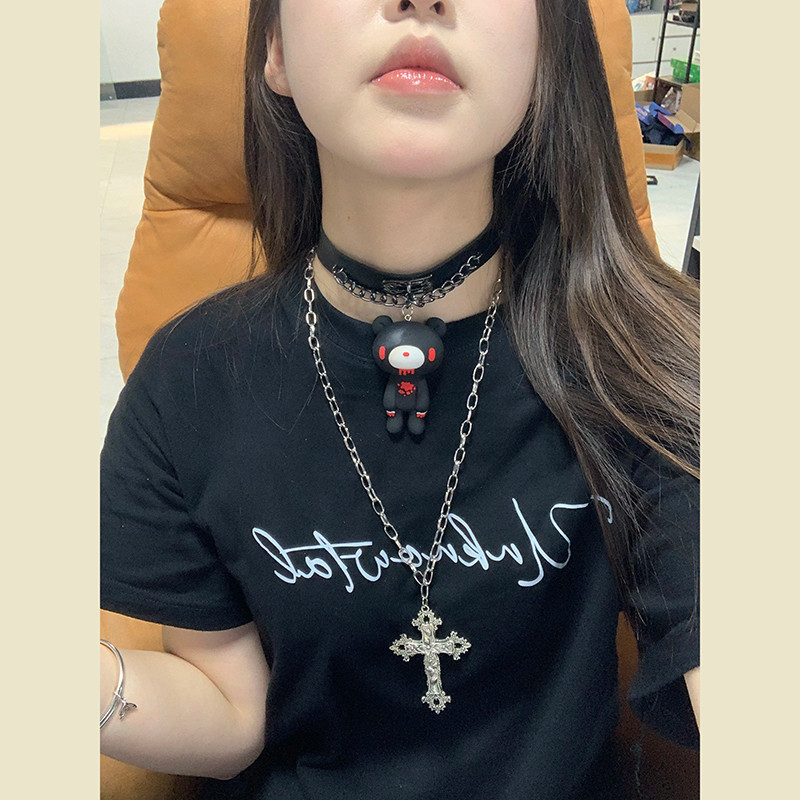 Vue portee Collier Gothique Choker Ours Profané "Rituel des Chaînes"