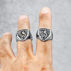 Vue Portee Bague Dragon - Chevalière du Dragon Héraldique Noir