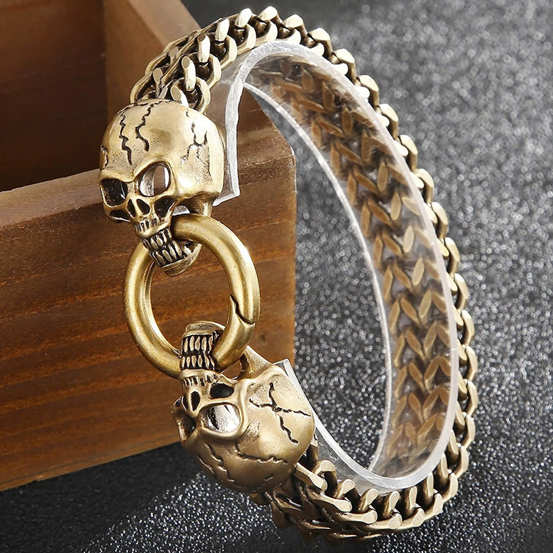 Vue de face Bracelet Tête de Mort en Acier "Double Crâne Anneau Infernal"