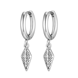 Vue generale Boucles d’Oreilles Rock Tribal "Anneaux avec Pendentif Gravé"