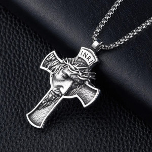 Collier Gothique Croix INRI "Silence du Sacrifice" Couleur Argent