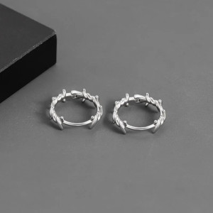 Boucles d’Oreilles Rock - Couronne d’Épines Rebelle Couleur Argent