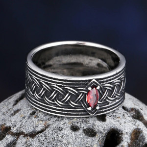 Bague Viking - Entrelacs Nordiques & Pierre Rouge