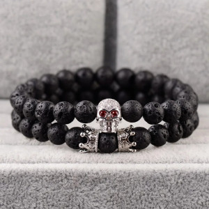 Bracelet Perles Tête de Mort - Crâne aux Yeux Rouges Couleur Argent