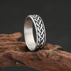 Vue Laterale Bague Viking "Tresse Nordique Argent Vieilli"