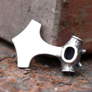 Vue Arrierre Collier Viking Marteau du Loup Alpha