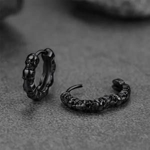 Boucles d’Oreilles Tête de Mort Rock Anneaux Crânes Empilés - Couleur Noir