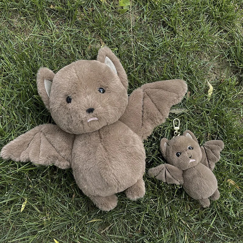 Peluche Gothique Chauve-souris "Dusty" - 2 tailles au choix