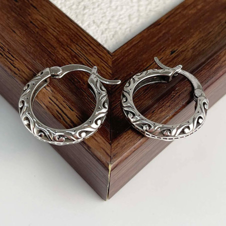 Vue Laterale Boucles d’Oreilles Viking - Cercles Nordiques Ancestraux