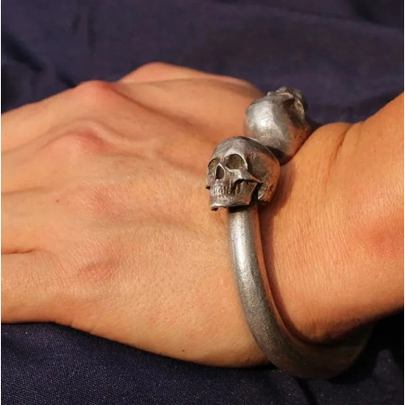 Magnifique Bracelet Tête de Mort Jonc des Crânes Jumeaux