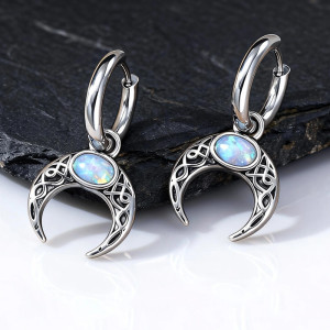 Boucles d’Oreilles Viking Croissant de Lune de Máni avec Opale