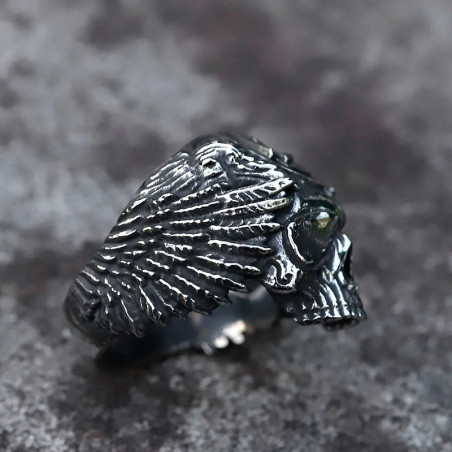 Vue Laterale Bague Tête de Mort - Valkyrie’s Valor