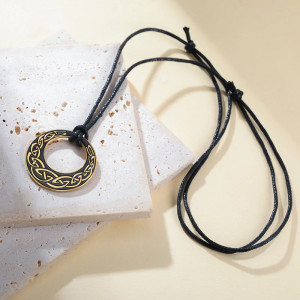 Collier Viking Nœud Celte Infini "Celtic Infinity Knot" Couleur or