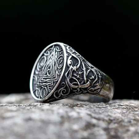 Vue laterale Bague Viking Entrelacs Nordiques