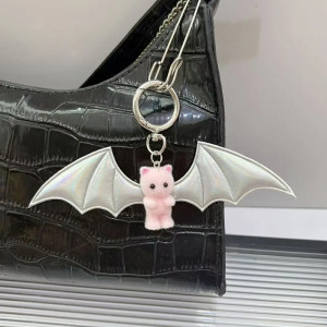 Porte-clés Goth Cute "Doudou de l'Âme Brisée" (Série "Duos de Sang") Couleur Rose