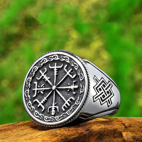 Avant Bague Viking -  Vegvísir, Boussole des Guerriers