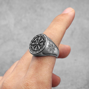 Vue Portee Bague Viking -  Vegvísir, Boussole des Guerriers