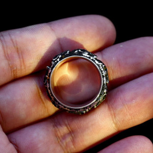 Bague Tête de Mort Rotative "Couronne des Crânes"