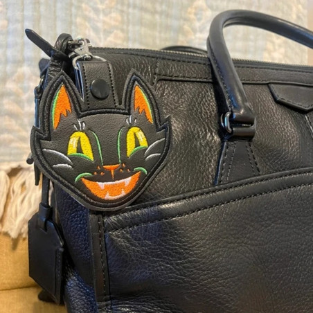 Porte-Clé Gothique - Chat Malicieux Nocturne