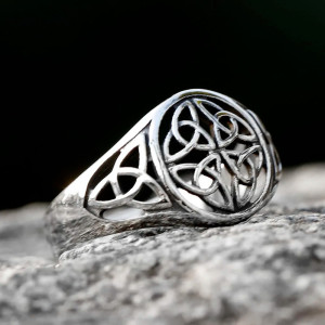 Vue de Face Bague Viking "Nœud des Destins Ancestraux"